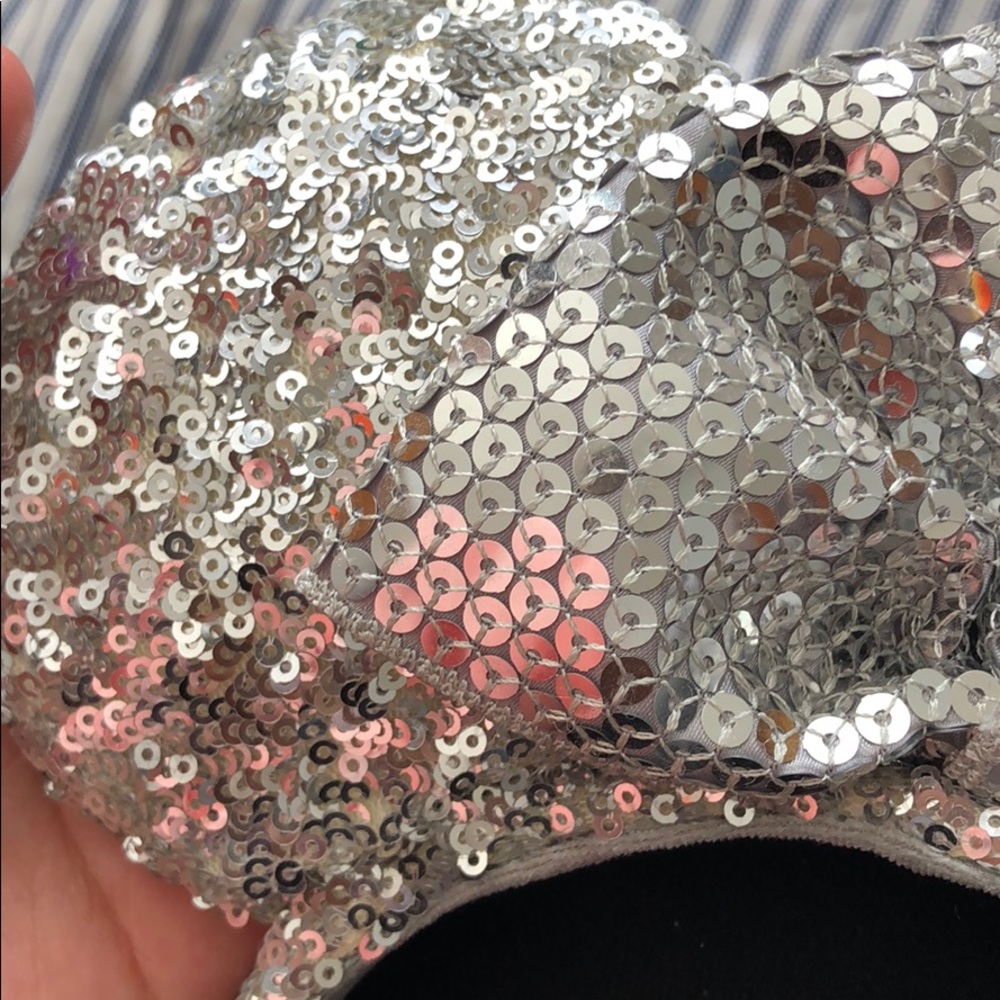 Headband - Picture 3 of 5